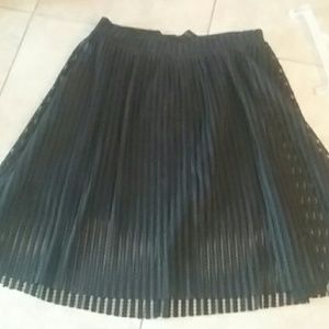 Torrid black skirt NWT size 20